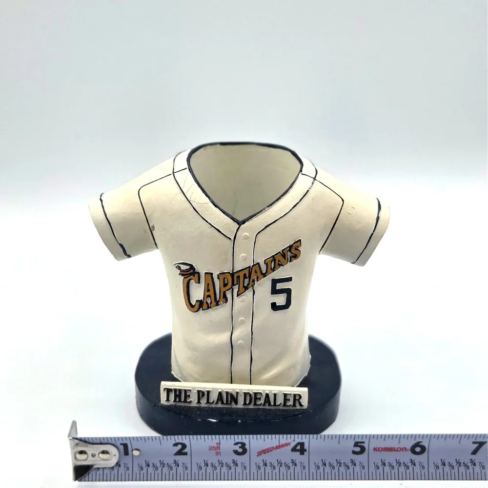 Lake County Captains 5th Anniversary Pencil‎ Holder Paper Weight